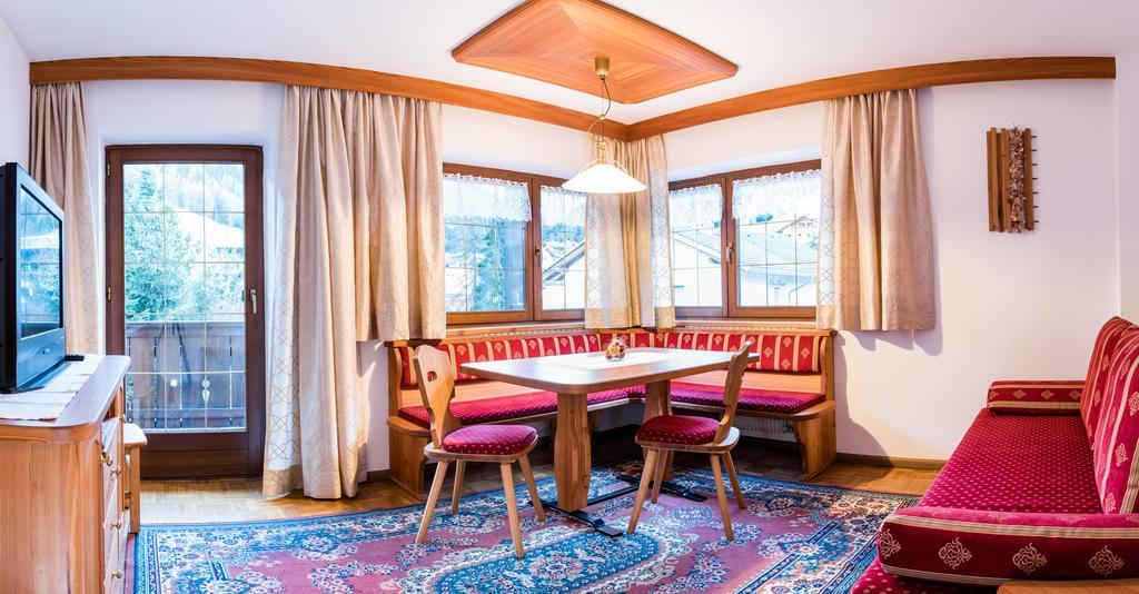 Apartments Elise Selva di Val Gardena Kültér fotó